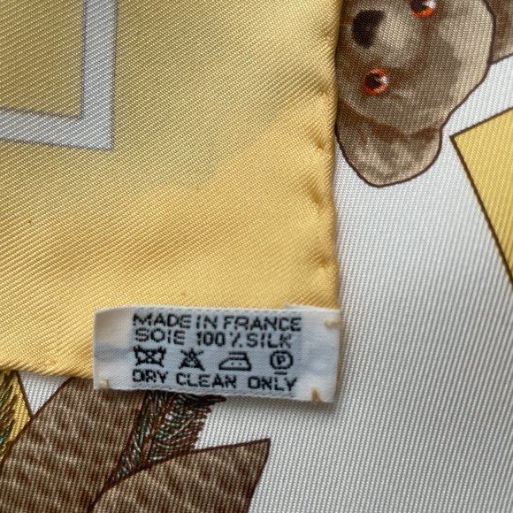 HERMÈS gavroche “Confidents des Coeurs”  pocket square - Picture 6 of 8